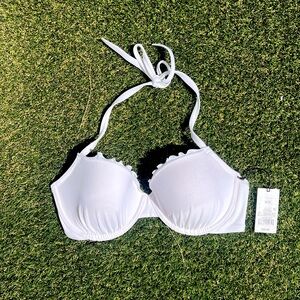 ⭐️SOLD⭐️ White Halter Bikini Top